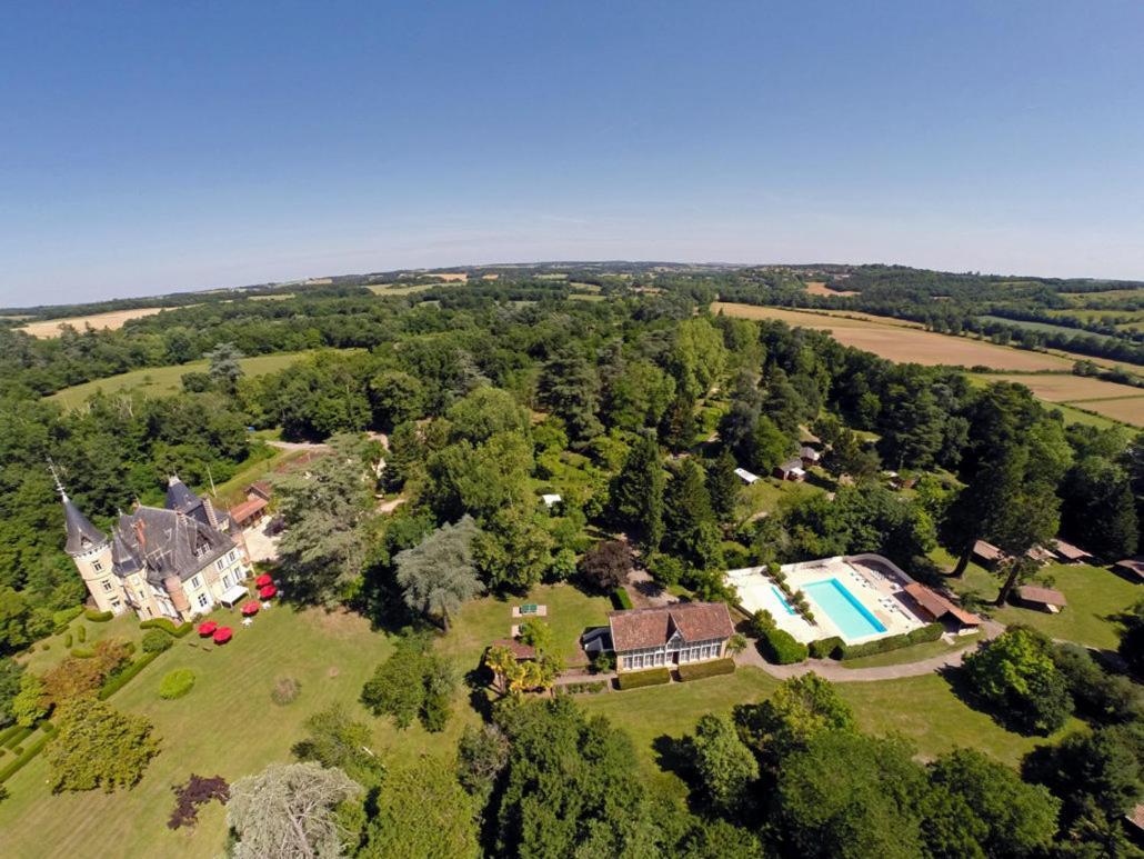 Camping Et Hotel Chateau Du Haget Montesquiou 外观 照片